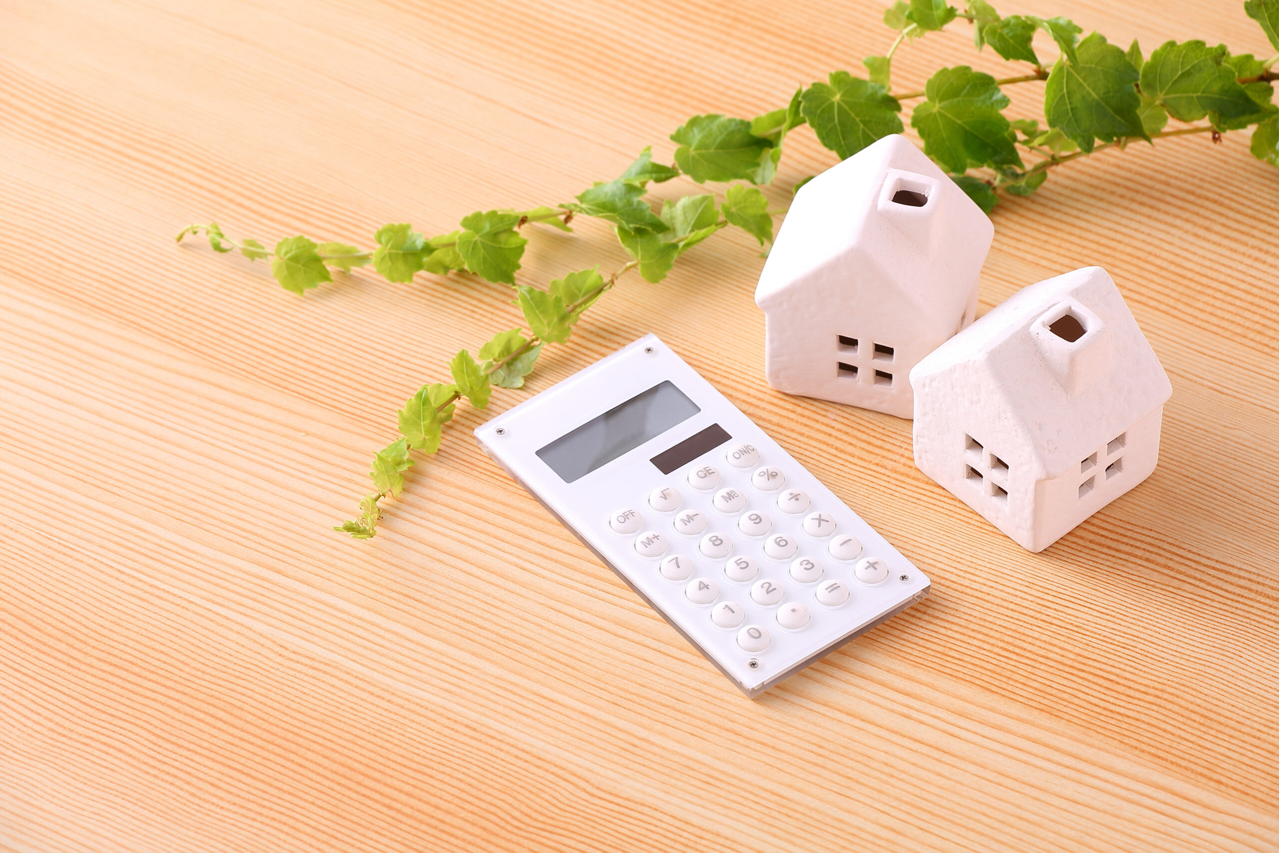 床暖房の費用はいくら？電気代・ガス代・後付けの注意点とメリット・デメリット、寿命まで徹底解説