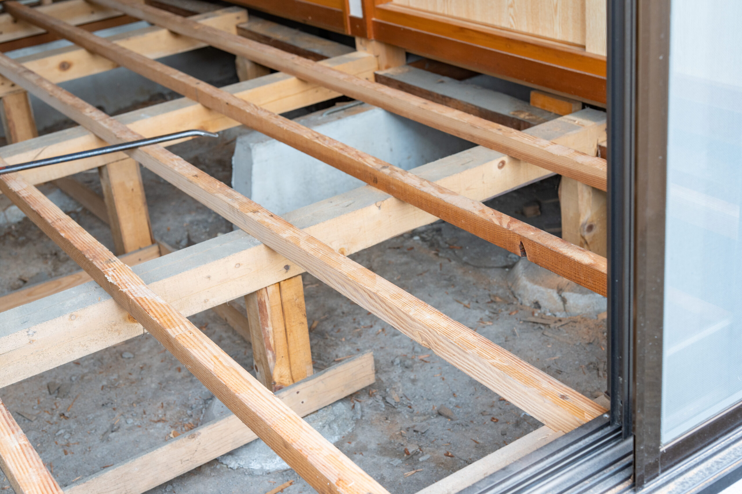 プレカットとは？工法の仕組みと価格・坪単価への影響、メリット・デメリットを解説